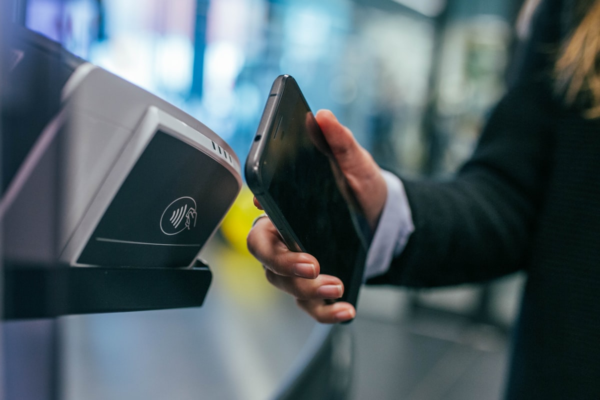 Can You Add a Visa Gift Card to Apple Pay?